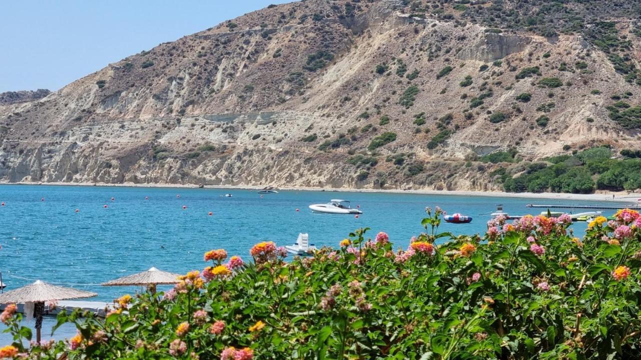Villa Gorgeous Seaview House à Pissoúri Extérieur photo